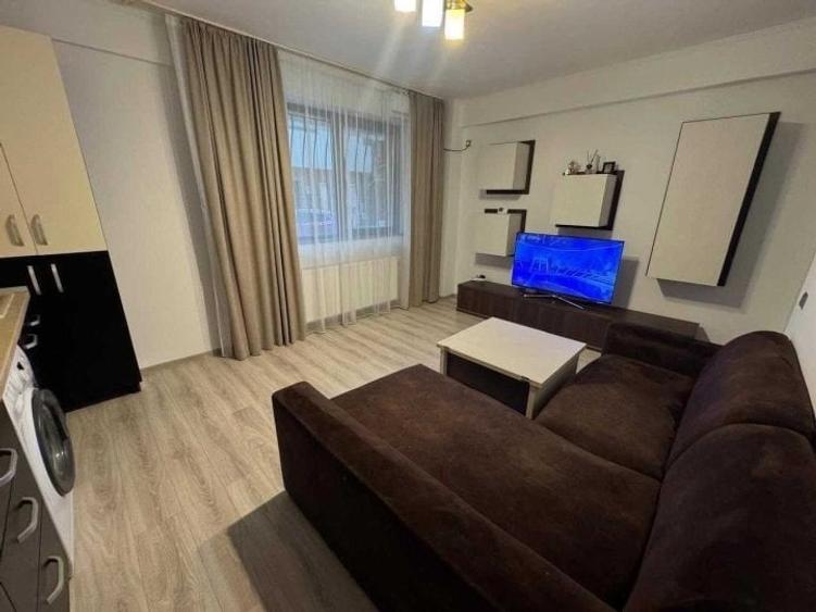 Apartament cu 2 camere decomandat, mobilat în Tomis Plus