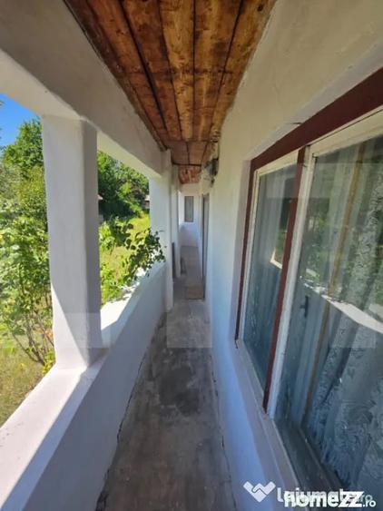 Casă cu 3 camere cu Teren 856 Mp în Central