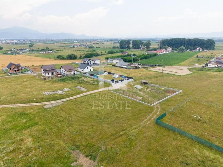 Teren Construcții intravilan de 733 mp, în Sânpetru