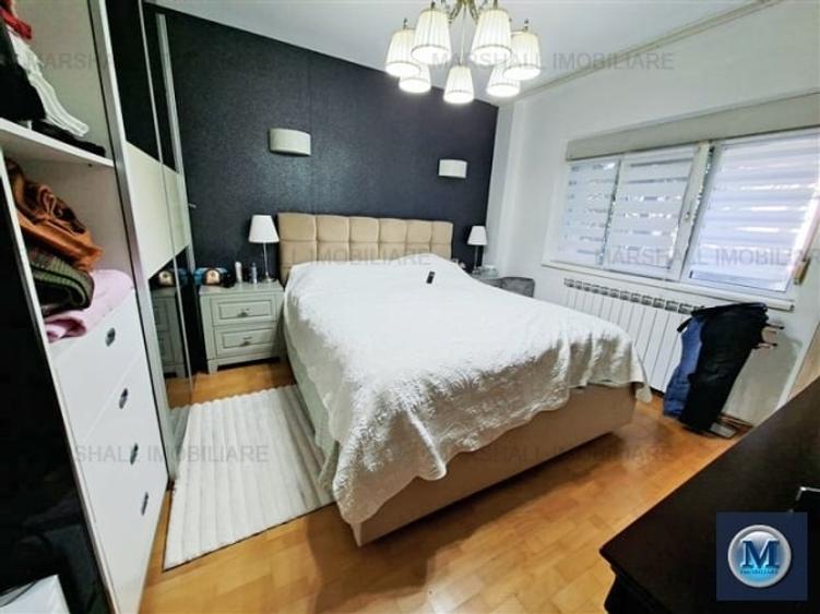 Apartament cu 4 camere decomandat în Gheorghe Doja