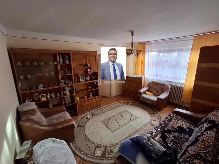Apartament cu 2 camere semidecomandat în Micro III