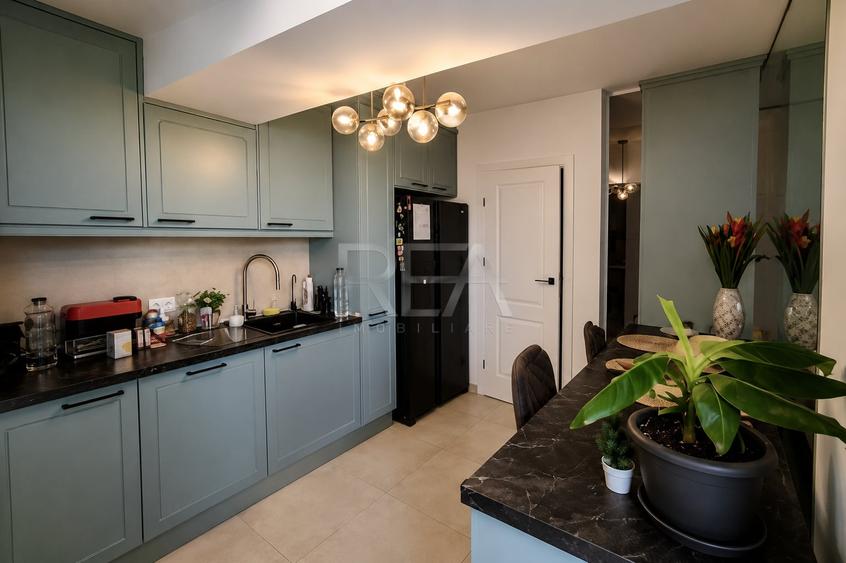 Apartament cu 3 camere decomandat, mobilat în Colentina
