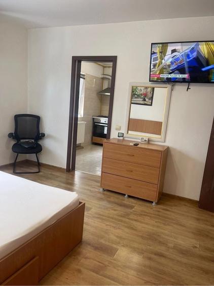 Garsonieră decomandată în Brâncoveanu