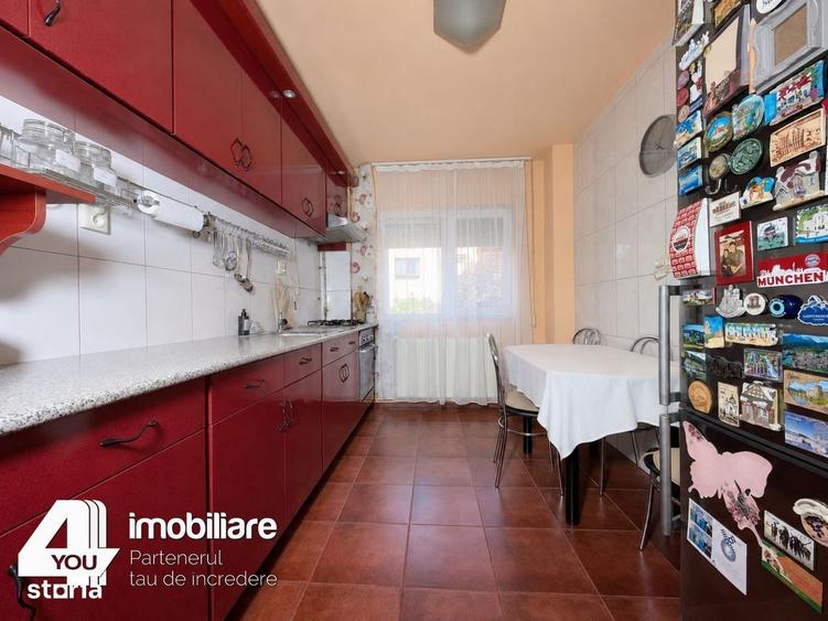 Apartament cu 4 camere semidecomandat în Alfa