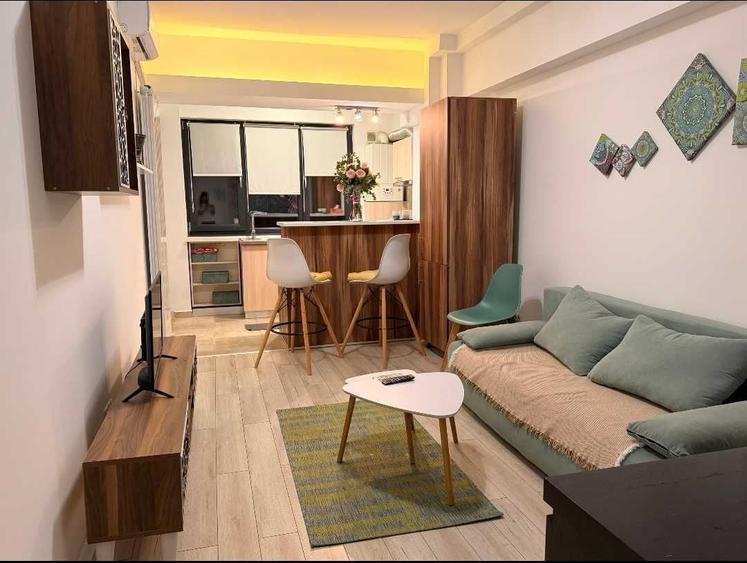 Apartament cu 2 camere decomandat în Politehnica