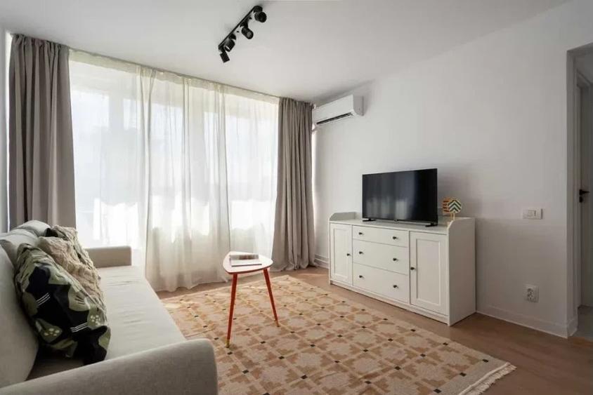 Apartament cu 2 camere în P-ța Romană