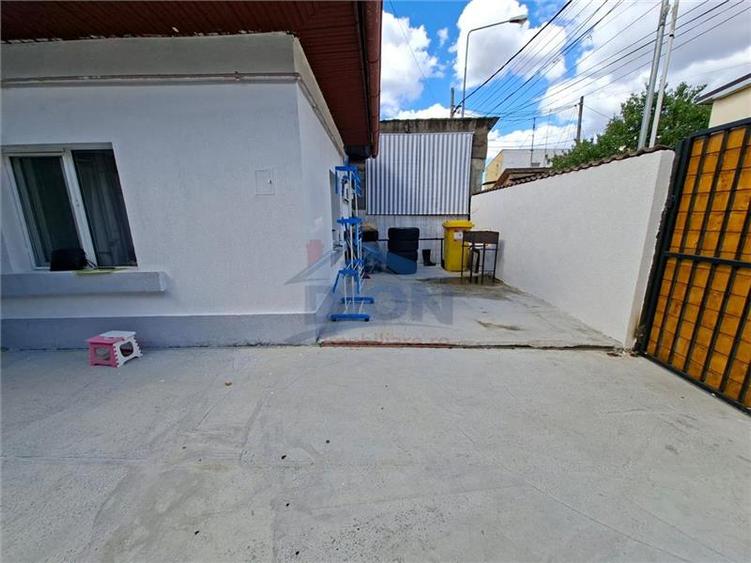 Casă individuală cu 4 camere cu Canalizare în Sălaj