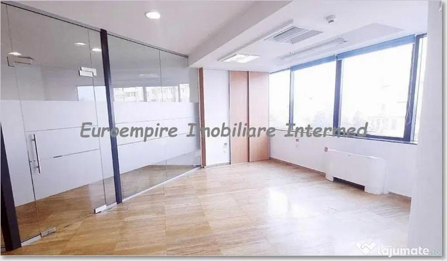 Spațiu comercial, de 90 mp, în Gara