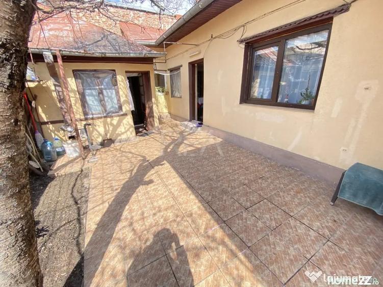 Casă cu 3 camere cu Teren 151 Mp în Central