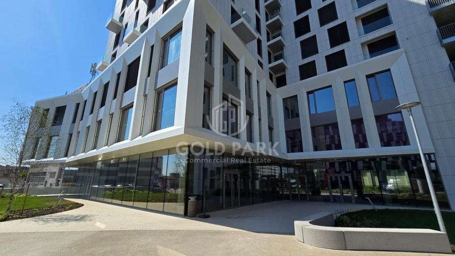 Spațiu comercial, de 173.39999389648 mp, în Mărăști