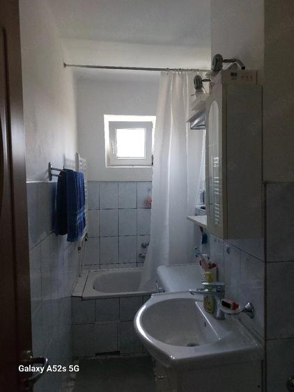Apartament cu 2 camere nedecomandat în Șagului