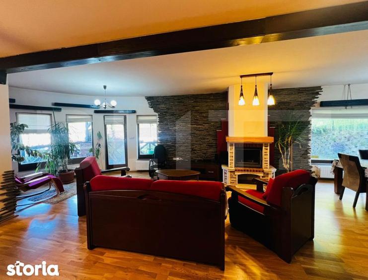 Casă cu 5 camere cu Teren 700 Mp în Corunca
