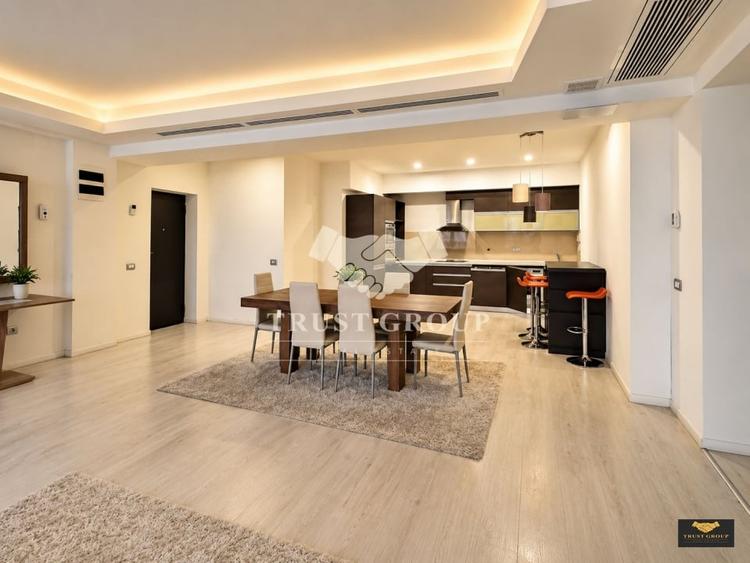 Apartament cu 3 camere semidecomandat, mobilat în Herăstrău