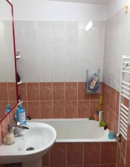 Apartament cu 2 camere decomandat, mobilat în Teiul Doamnei