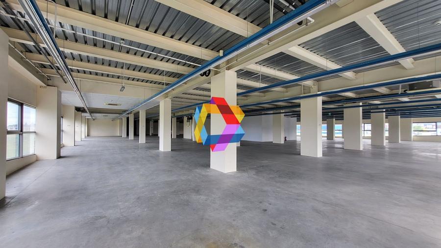 Spațiu comercial, de 600 mp, în Bartolomeu
