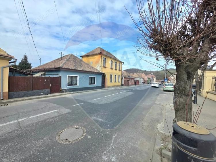 Casă cu 3 camere cu Teren 197 Mp în Central