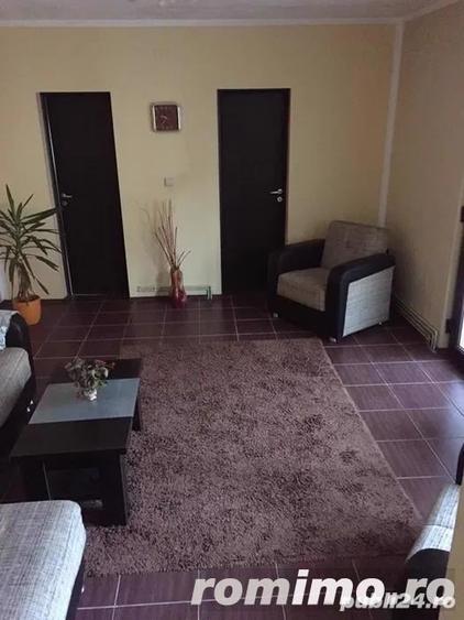 Casă cu 2 camere cu Teren 500 Mp în Bran