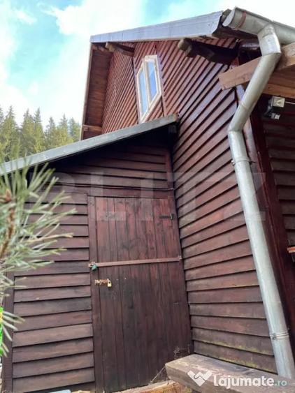 Casă cu 3 camere cu Teren 2243 Mp în Central