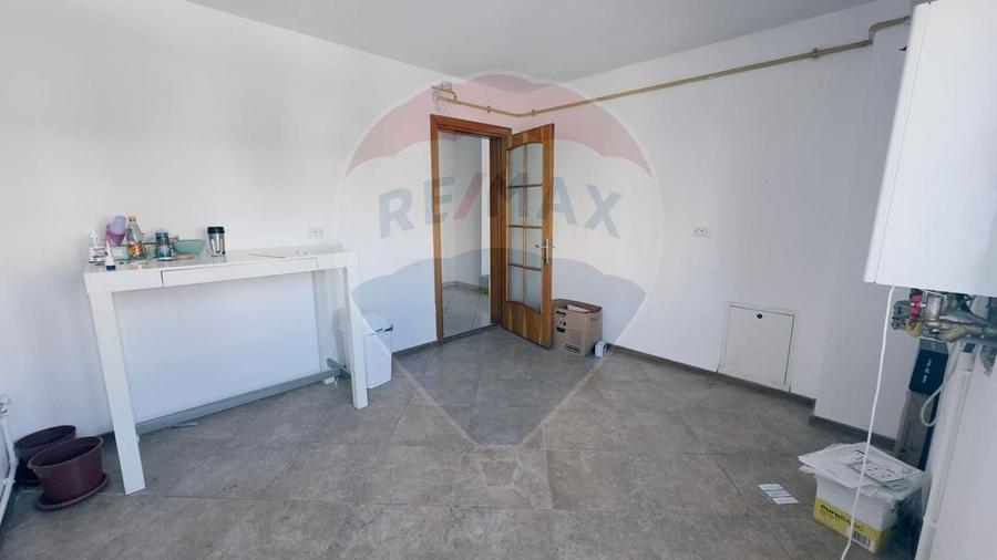 2 camere, central, A.I Cuza ideal pentru firmă, liber - 8
