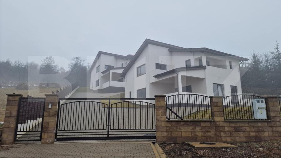 Casă individuală cu 4 camere cu Canalizare în Stolna