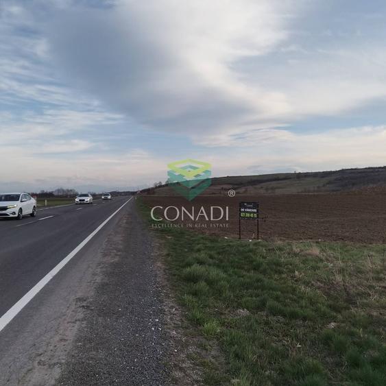 Teren Construcții intravilan de 33500 mp, în Măieruș