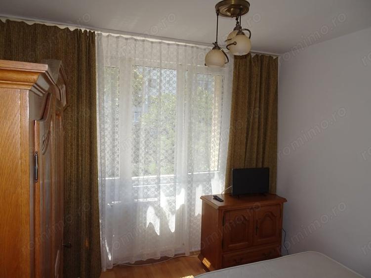 Apartament cu 3 camere decomandat, mobilat în Ozana