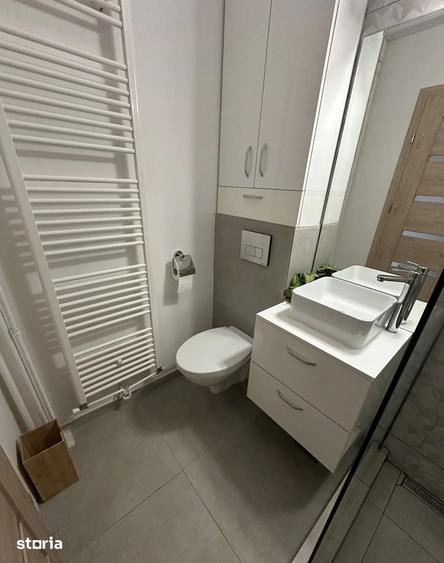 Apartament cu 3 camere decomandat în Militari