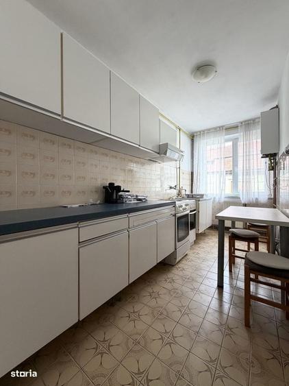 Apartament 2 camere 54 mp utili, loc de parcare in curte - zona centra - 6