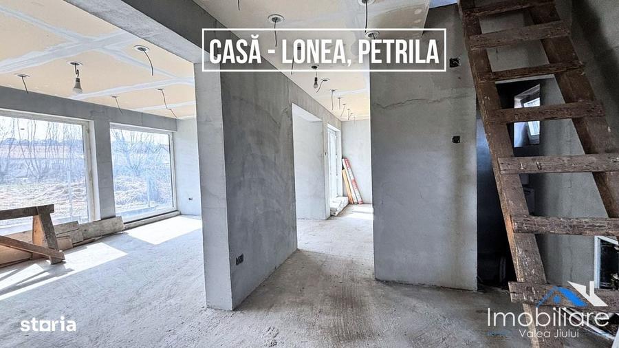 Casă cu 4 camere în Central
