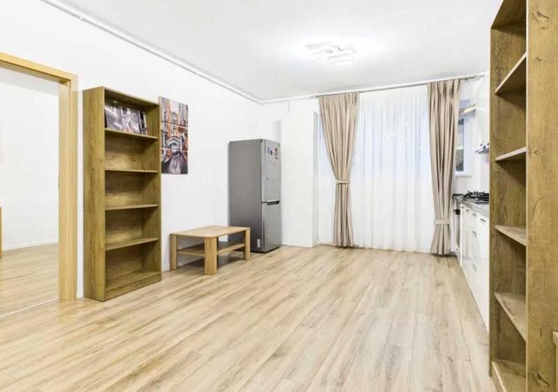 Apartament cu 2 camere decomandat, mobilat în Păcii