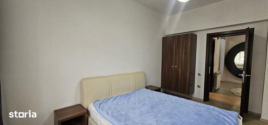 Apartament cu 4 camere decomandat în Ștrand