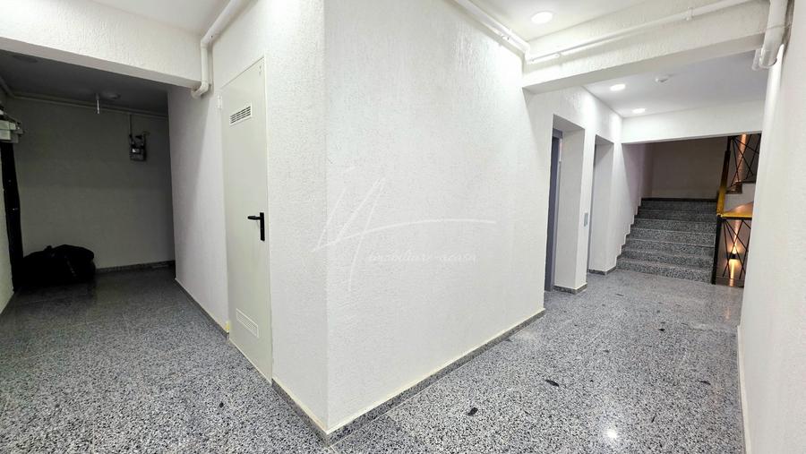 Apartament cu 2 camere semidecomandat, mobilat în Berceni