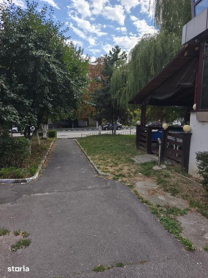 Spațiu comercial, de 150 mp, în Nord