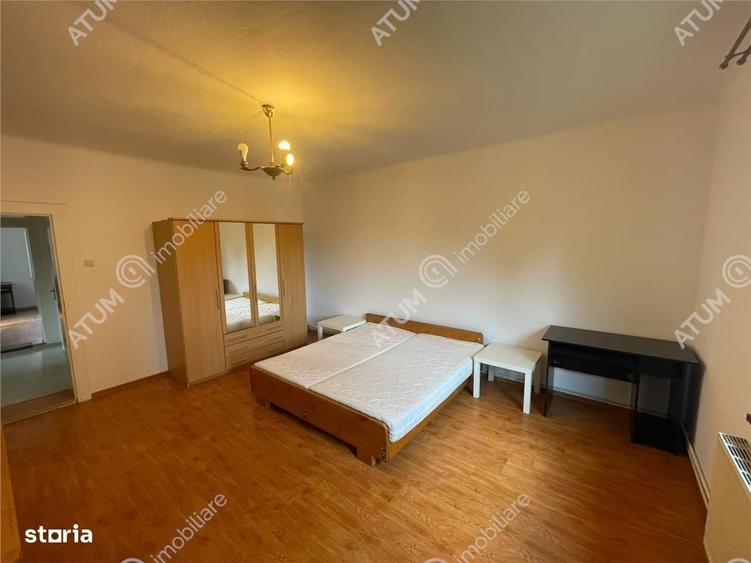 Apartament 3 camere decomandate curte comuna din zona Tiglari Sibiu - 11