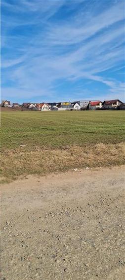 Teren intravilan de 3400 mp, în Sfântu Ilie