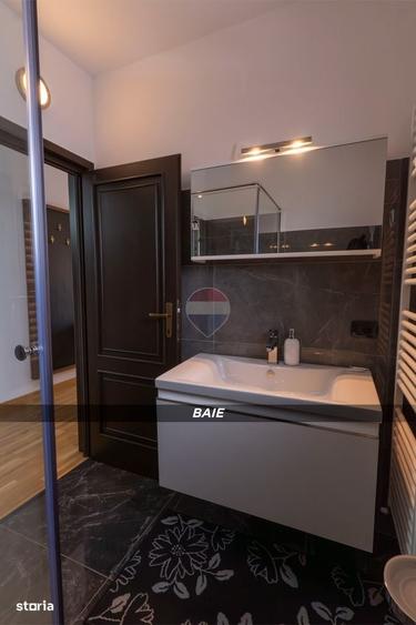 Spațiu comercial, de 580 mp, în Central