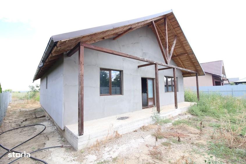 Casă cu 3 camere în Tătarca
