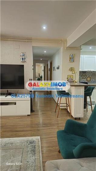 Apartament cu 3 camere decomandat, mobilat în Est