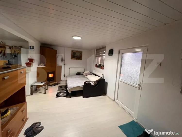 Casă cu 3 camere cu Teren 900 Mp în Lascăr Catargiu