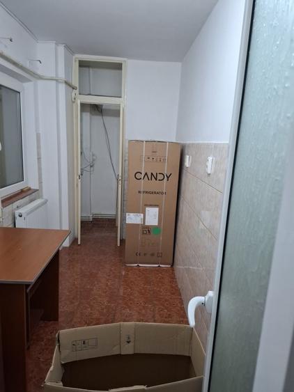 Apartament cu 2 camere decomandat în Sârbi