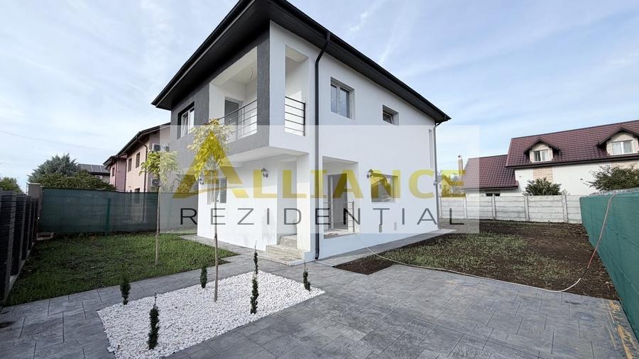 Casă individuală cu 4 camere cu Canalizare în Berceni
