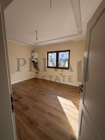Duplex cu 4 camere cu Canalizare în Giroc