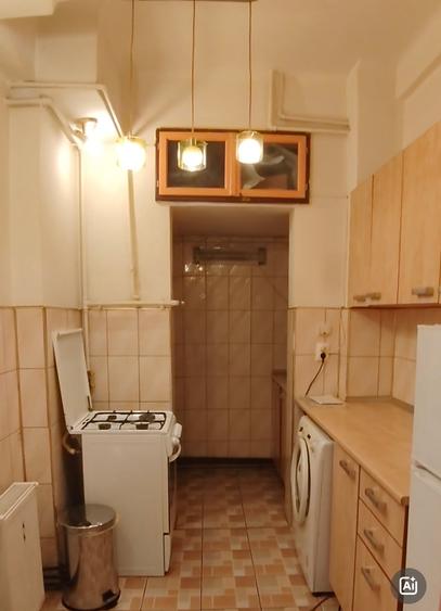 Garsonieră semidecomandată în P-ța Unirii