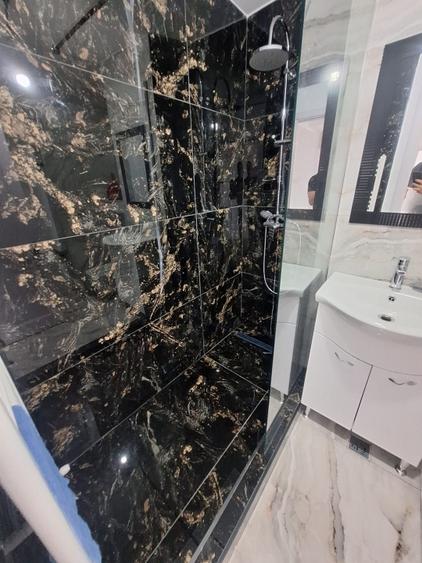 Apartament cu 3 camere decomandat în Ultracentral