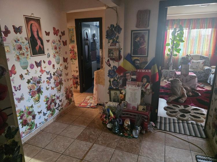 Apartament cu 4 camere decomandat în Cumpăna
