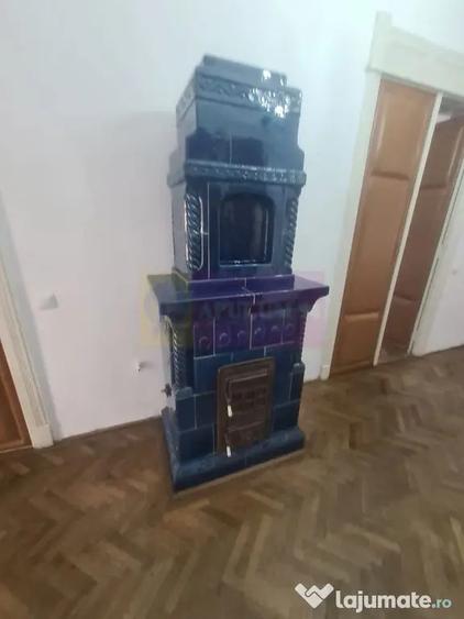 Casă cu 3 camere cu Teren 247 Mp în Central