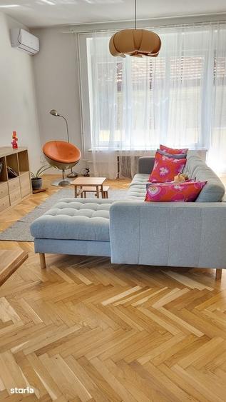 Apartament cu 4 camere decomandat în Cotroceni