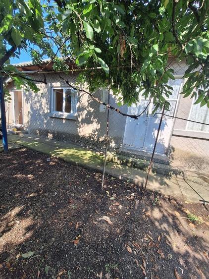 Casă cu 6 camere cu Teren 2080 Mp în Topraisar