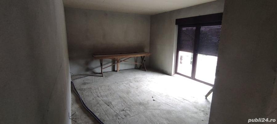 Casă cu 4 camere cu Teren 575 Mp în Central