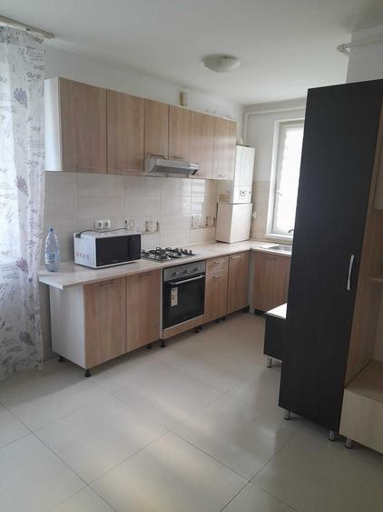 Apartament cu 2 camere decomandat în Exterior Sud